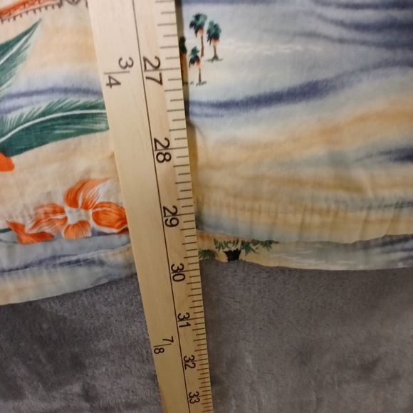 Pierre Cardin Hawaiian Men Shirt Size XL Button Up Short Sleeve Cotton Tropical - Picture 9 of 9